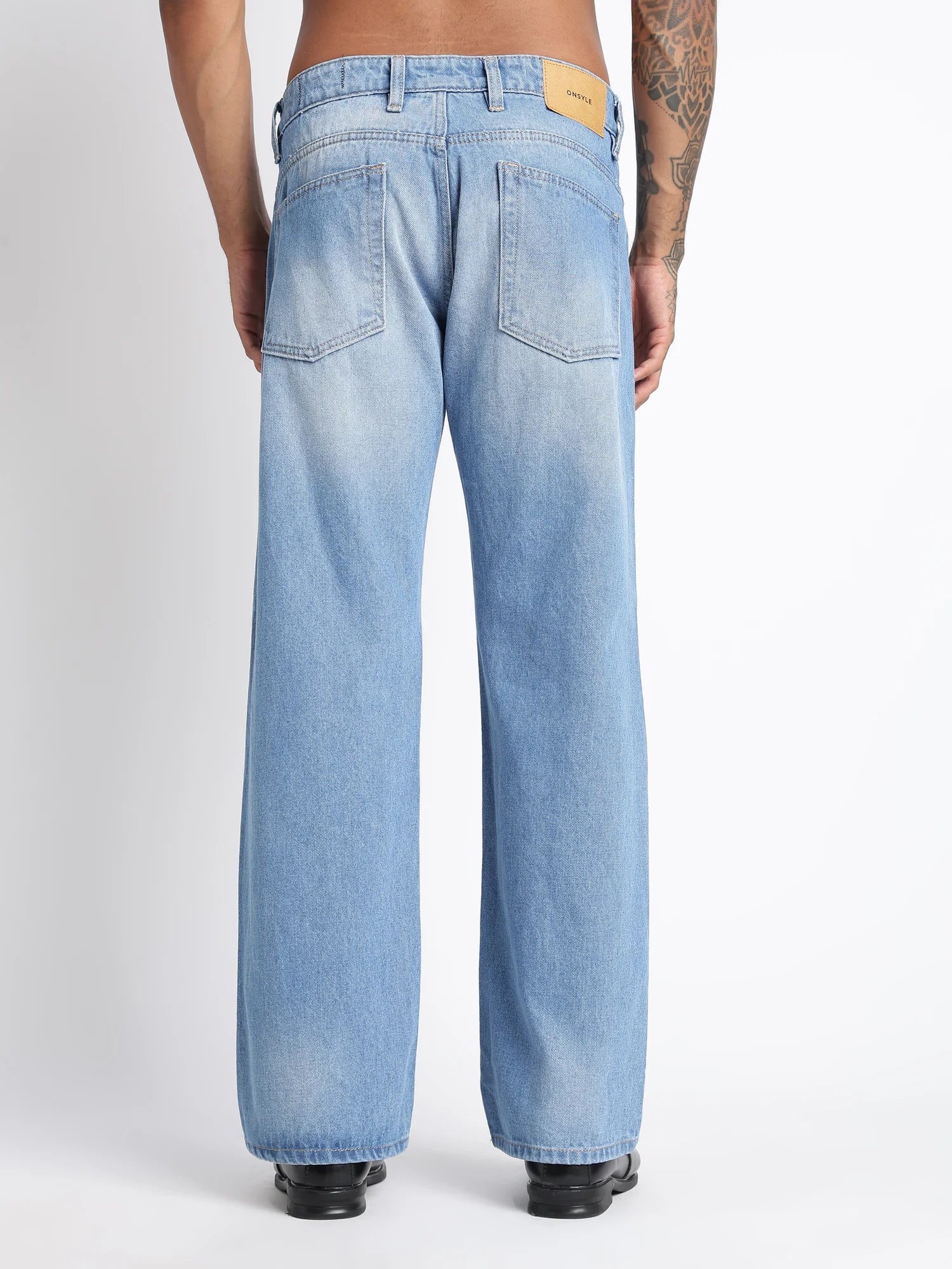 Sky Wash jeans for men – wide leg styling detail