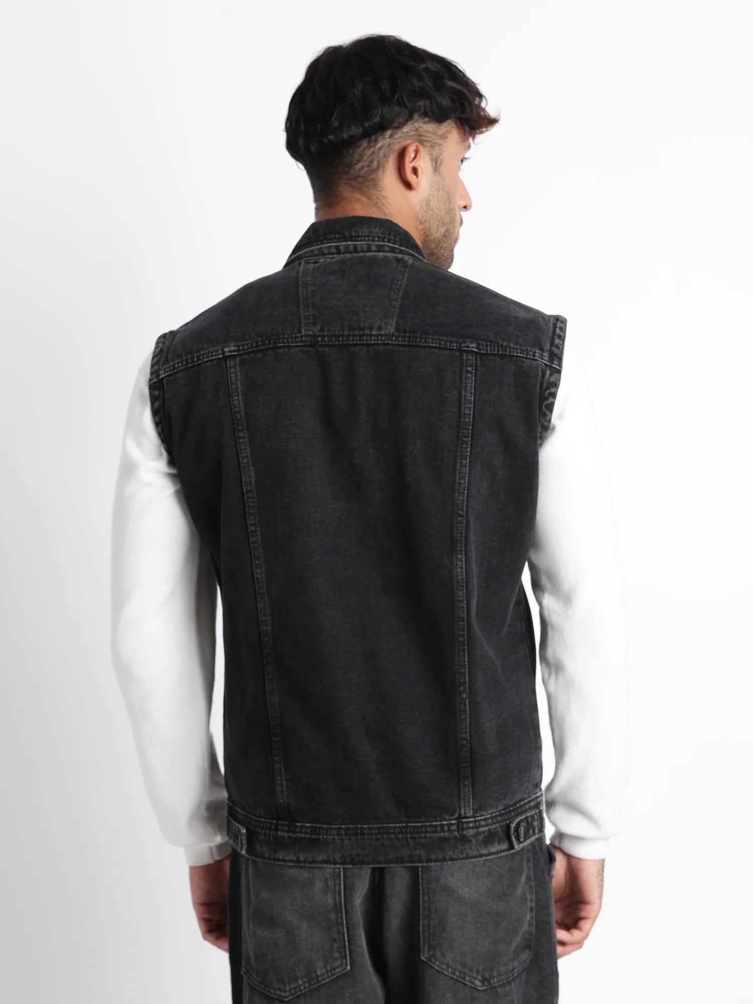 Obsidian Wash denim vest for men – chest pocket styling detail