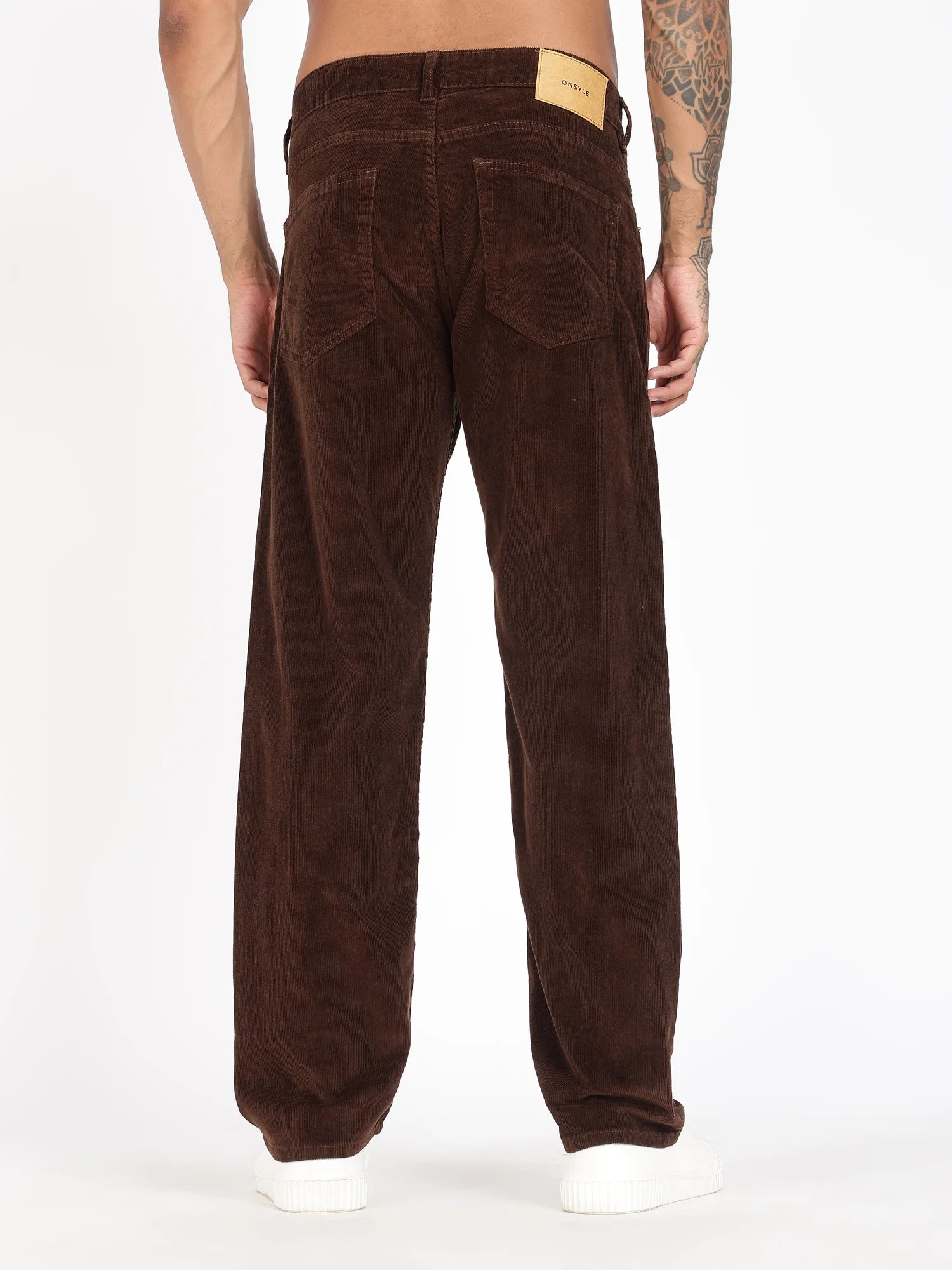 Chestnut corduroy pants for men – medium wale cord texture detail